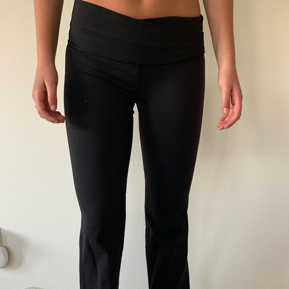 lululemon yoga pants!